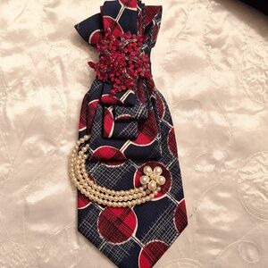Andhurst Upcycle Necktie Necklace